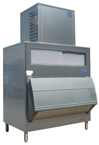 350kg ice machine on hygienic 300kg ice store